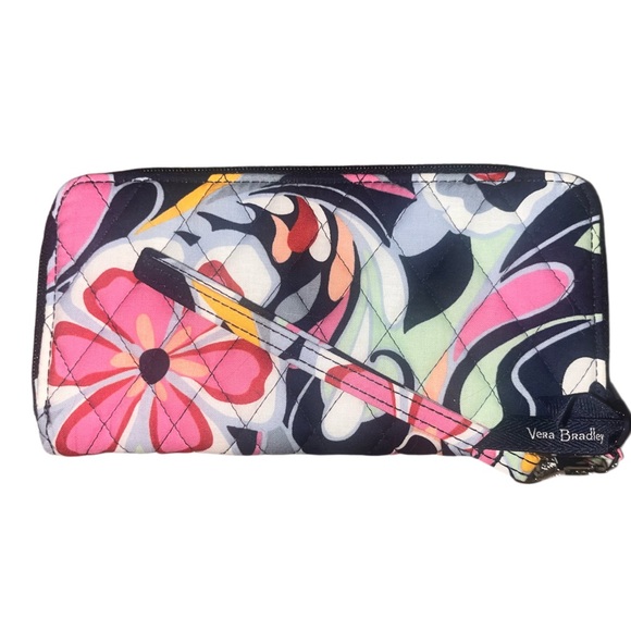 NWT Vera Bradley Accordion Wristlet in Mod Paisley - Picture 2 of 7